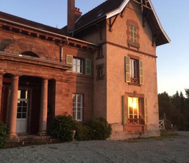 Athesans Bed & Breakfast | Château de Saint-Georges Chambres d Hôtes