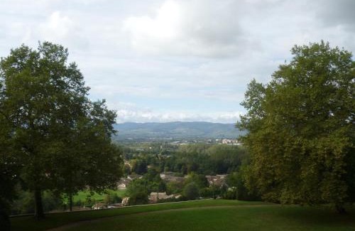 Guereins Bed & Breakfast | Château des Charmes
