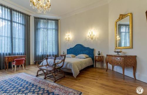 Pougues-les-Eaux Bed & Breakfast | Château des Métairies