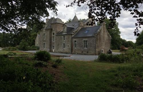 Augan House | Château Ville Voisin