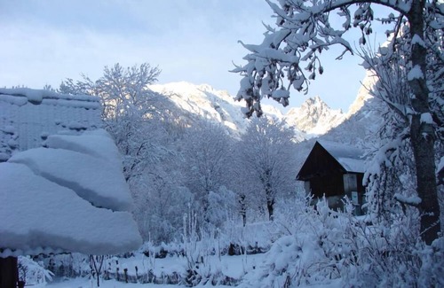 Saint-Colomban-des-Villards Ski Chalet | Charming cottage 500m from the ski slopes