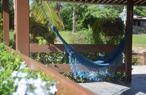 Cruzeiro House | Chácara do Amparo: Large green area close to everything