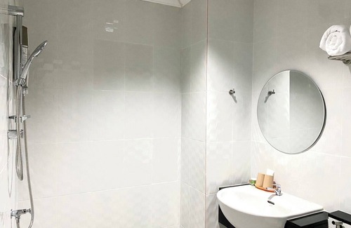 Chai Nat Hotel | Chainatgrand Hotel
