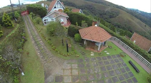 Campos do Jordao House | Chalé Acima das Nuvens 5