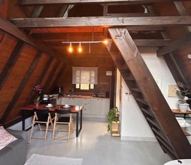 Canelinha Ski Chalet | Chalé Alvorada dos Pássaros