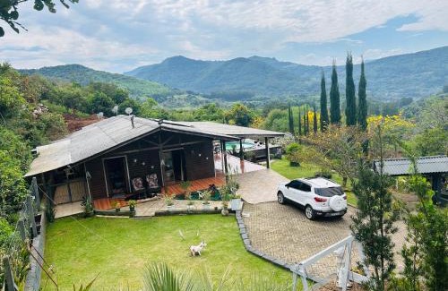 Carniel House | Chalé cipreste 3 Quartos