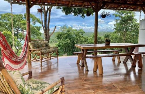 Alexania House | Chalé com Jacuzzi Vista do Lago