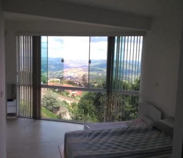 Aguas de Lindoia Ski Chalet | Chalé da Montanha - Locações