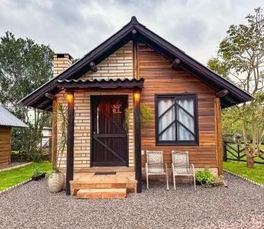 Praia Grande Ski Chalet | Chalé Girassol 4