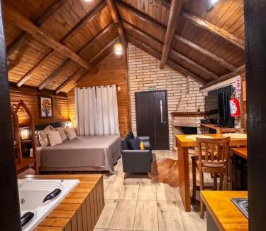 Praia Grande Ski Chalet | Chalé Girassol 4