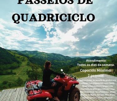Corrego do Bom Jesus House | Chalé Mirante da Colina 10 com hidro privativa, café da manhã e piscina