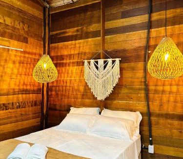 Belem Hotel | CHALÉ SAMAÚMA | Banheira de Hidromassagem | Rede Suspensa | Decks de frente para praia