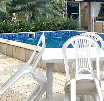 Centro Comercial Cabin | Chalés Kalimmera