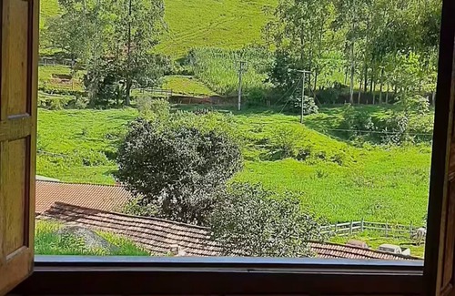 Lima Duarte Ski Chalet | Chalé da Serra guest house/farm and fishing lodge, with horse riding.