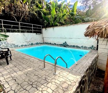 Pereira House | Chalet Acogedor en Combia