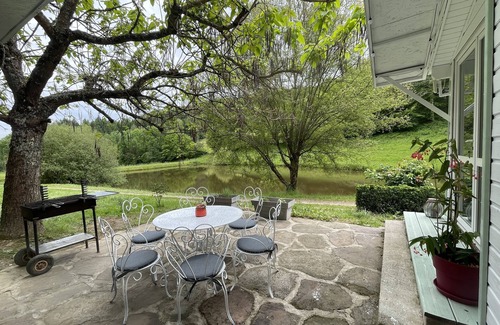 Serilhac Ski Chalet | Chalet au Bord de Létang, Proche de Sites Touristiques du Lot et de la Dordogne