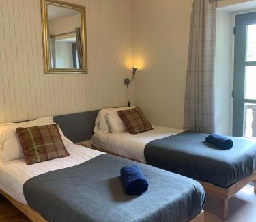 Les Boisses Hotel | CHALET AUBERGE - Les Mélèzes