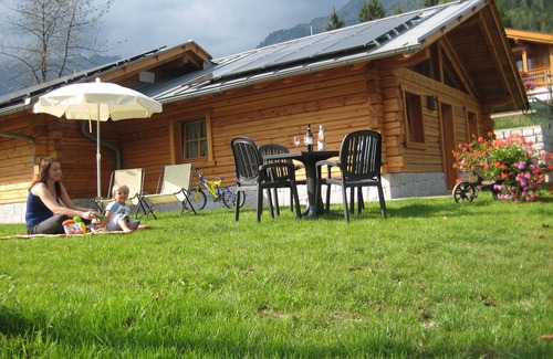 Sant'Antonio di Mavignola Ski Chalet | Chalet 'Camping Faè 2' with Mountain View, Private Terrace and Wi-Fi