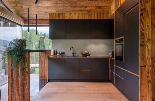 Selva di Val Gardena Ski Chalet | Chalet 'L Piz Dolomites' with Mountain View, Private Terrace and Wi-Fi