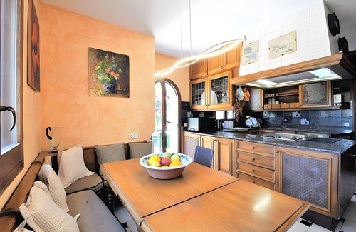 Andraitx Ski Chalet | Chalet 'La Perla Negra' with Private Pool, Private Garden and Wi-Fi