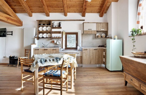 Dronero Ski Chalet | Chalet 'Nidi Di Rondine 2' with Mountain View, Private Terrace and Wi-Fi