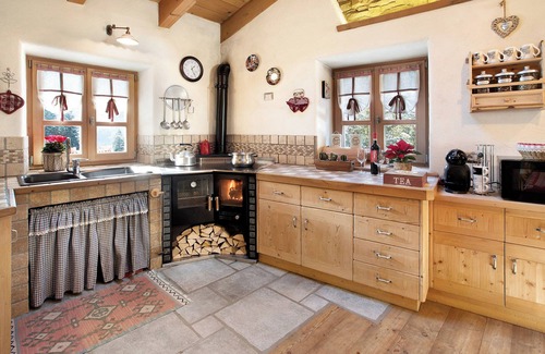 Valdisotto Ski Chalet | Chalet "Ralon" with Mountain View & Garden