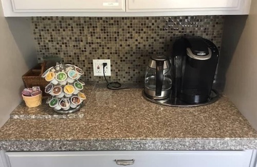 Simi Valley House | Chalet-style Home Perfect for Family - Heated Pool