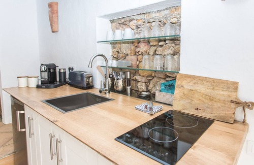 Tarifa Apartment | Chalet Wind - Secluded private estate with breathtaking views near the beach