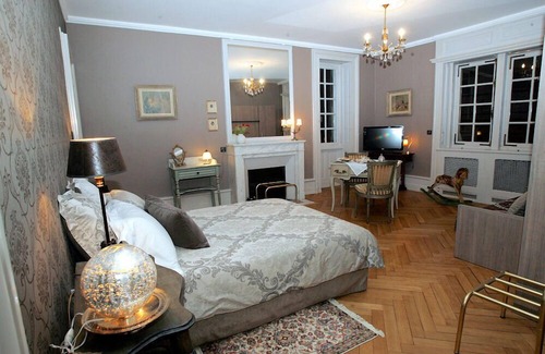 Montbeliard House | Chambres d'Hôtes Le Balcon du Prince