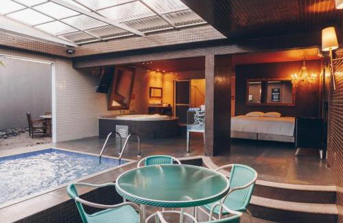 Revoredo Hotel | Champagne Motel by Drops