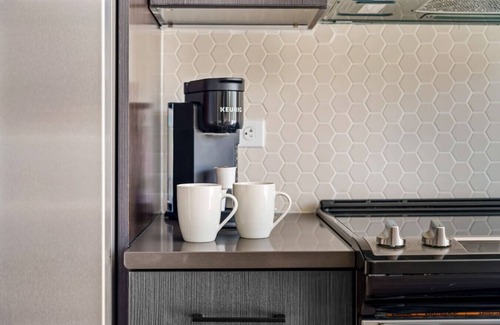 Channel District Apartment | Channelside Studio: Perfect for Work Trips! DT