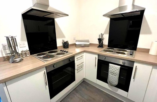 Grimsby House | Chantry Suites Double Room with En-Suite in DN31