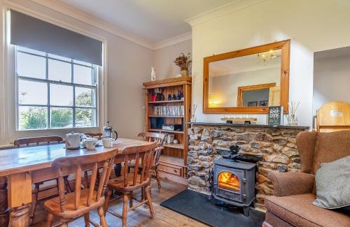Angle House | Chapel Bay Cottage