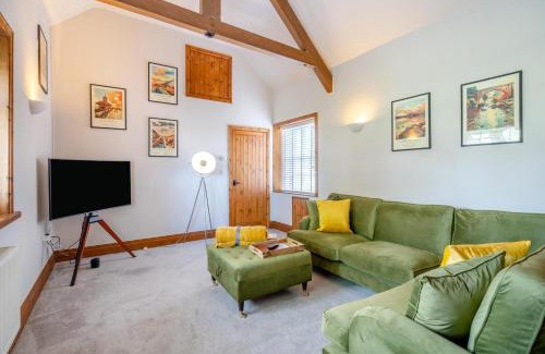 Wesham House | Chapel Cottage at Preese Hall Farm