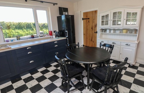 Pembroke House | CHAPEL HILL HOUSE, pet friendly, with a garden in Pembroke