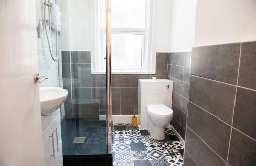 Thornton-Cleveleys Apartment | Charles Alexander Short Stay - Highcliffe Apartments