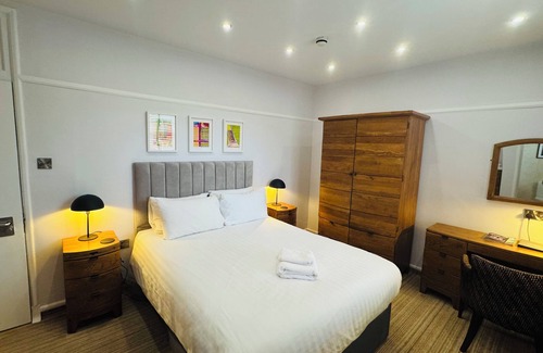 Lincoln Hotel | Charlotte House