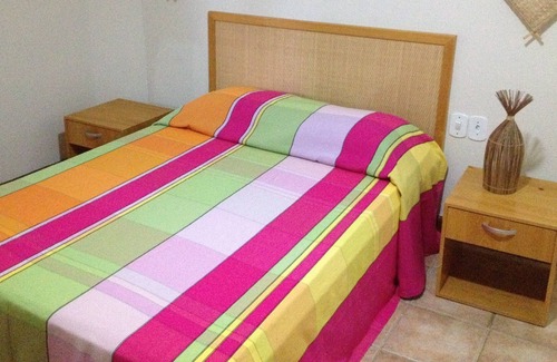 Barra Mar House | Charm and comfort w / view w / the sea. Beautiful garden w / pool - 04 suites.