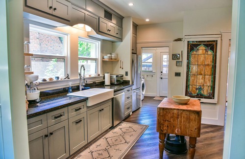 Lodi House | Charm and Comfort in Quiet Lodi Neighborhood