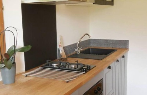 Lathuile Apartment | Charmant Studio, Lumineux - Lac D'annecy