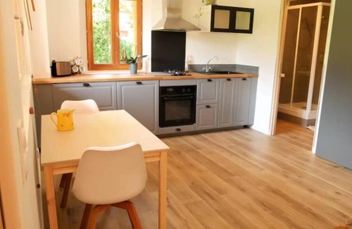 Lathuile Apartment | Charmant Studio, Lumineux - Lac D'annecy