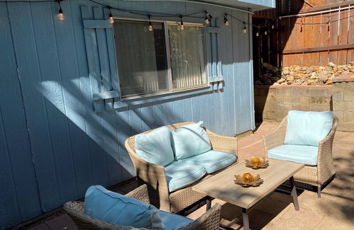 Northpoint Apartment | Charming 1-bdrm apartmt, 2 beds 3m to Bethel 1m to 5 w/private garden patio