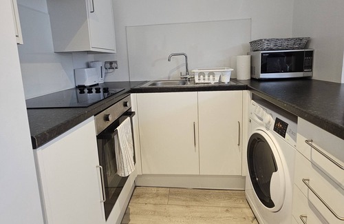 Huddersfield Apartment | Charming 1-Bed Apartment in Huddersfield
