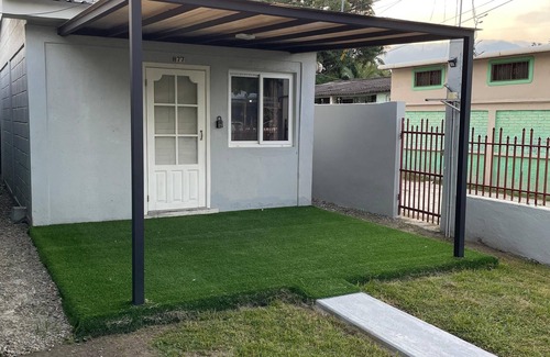 San Pedro Sula Apartment | Charming 1-bedroom apartment in San Pedro Sula with AC