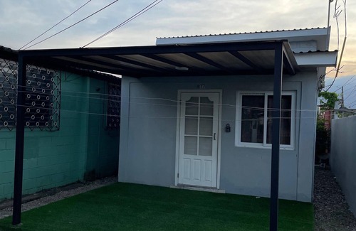 San Pedro Sula Apartment | Charming 1-bedroom apartment in San Pedro Sula with AC