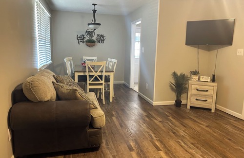 Charleston Apartment | Charming 1-bedroom apartment with WiFi, AC in beautiful Charleston