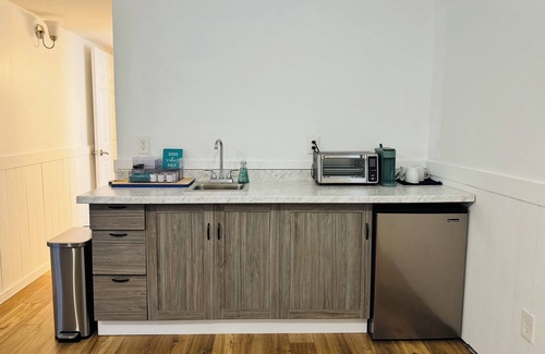 Marietta Apartment | Charming 1-bedroom apartment in wonderful Marietta. Walk to the Square!