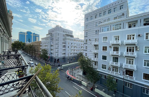 Sabayil House | Charming 1-bedroom apartment with view to Formula 1/AC in peaceful Baku