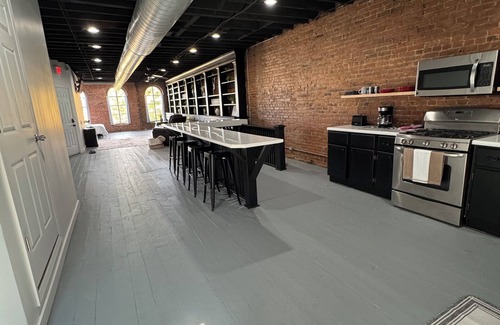 Hannibal House | Charming 1-bedroom loft in downtown Hannibal