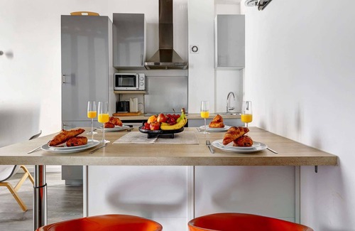 Odeon Apartment | Charming 1BR in Saint-Germain for 4 Guests